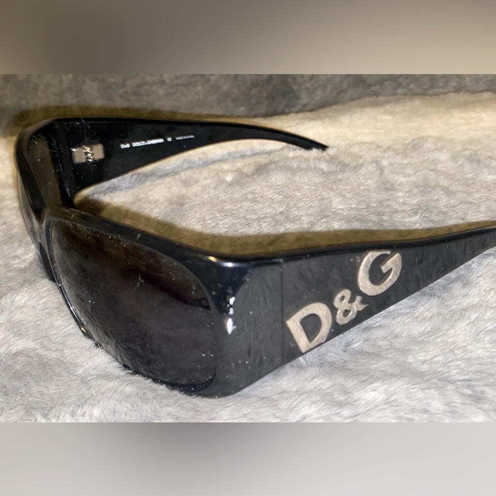 D & G sunnies